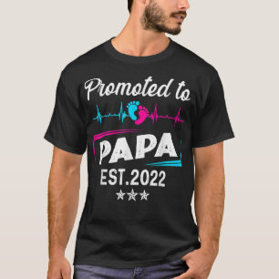 Promoted To Papa Est 2022 Funny New Papa  T-Shirt