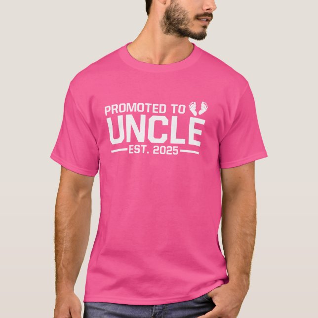 Promoted To Uncle 2025 Pregnancy Reveal Uncle T-Shirt (Front)