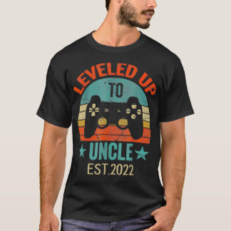 Promoted To Uncle EST 2022 2021 Leveled Up To dy & T-Shirt