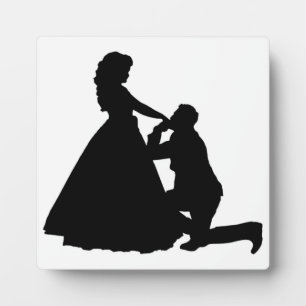 PROPOSING PLAQUE