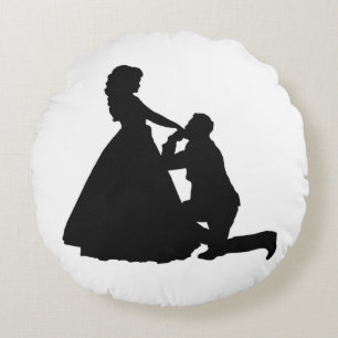 PROPOSING ROUND PILLOW