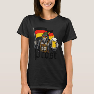 Prost Bigfoot Drinking Beer Lederhosen German T-Shirt