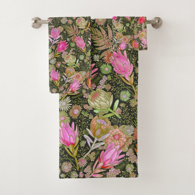 Protea Garden Bath Towel Set (Insitu)
