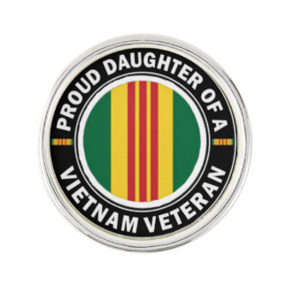 Proud Daughter of a Vietnam Veteran Lapel Pin