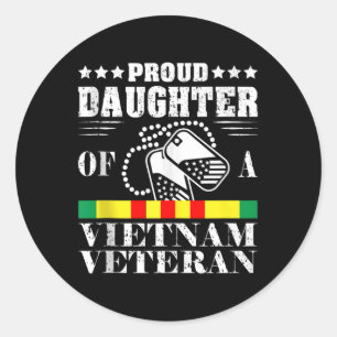 Proud Daughter Of A Vietnam Veteran Memorial Day Classic Round Sticker