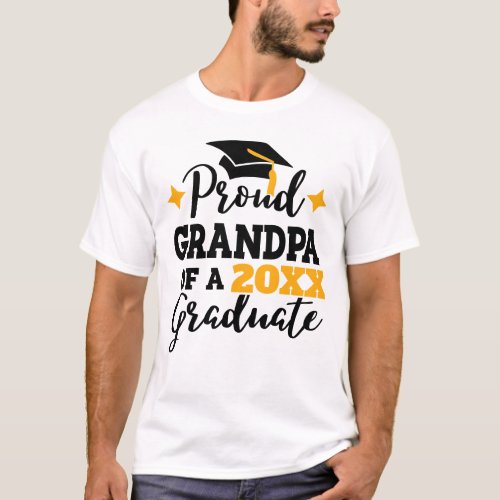 Proud Grandpa of 2022 graduate black gold cap  T_Shirt