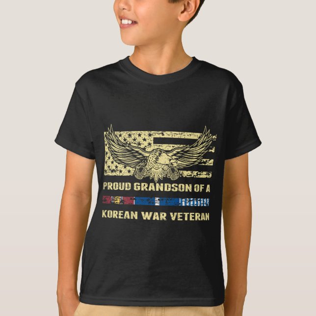 Proud Grandson Of A Korean War Veteran Military Ve T-Shirt (Front)