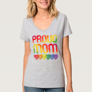 Proud Mom LGBTQ Gay Pride Month Rainbow Flag LGBT T-Shirt