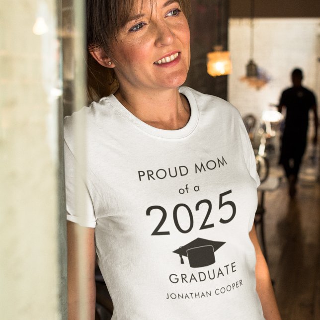 Proud Mom of 2025 Graduate Cap Black Text T-Shirt (Creator Uploaded)