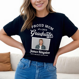 Proud Mom of a 2026 Graduate Black Custom Photo T-Shirt