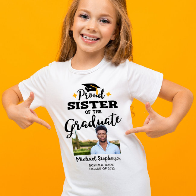 Proud Sister of a 2023 graduate photo name T-Shirt