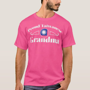 Proud Taiwanese Grandma Taiwan Grandparent Pride T-Shirt
