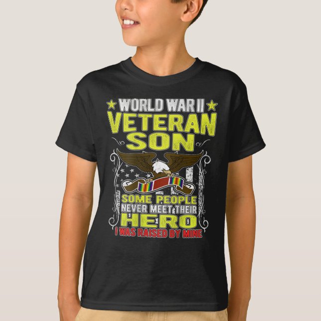  Proud World War 2 Veteran Son Military WW 2 T-Shirt (Front)