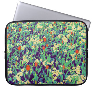 Psychedelic Flower Bed 03 Laptop Sleeve