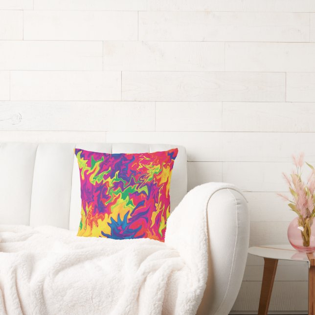 Psychedelic Splashing..... Throw Pillow (Couch)