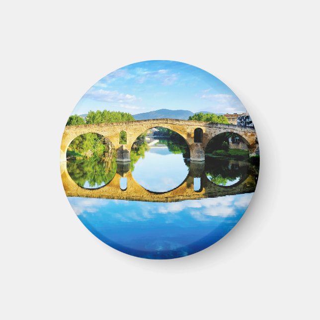 Puente La Reina Magnet (Front)