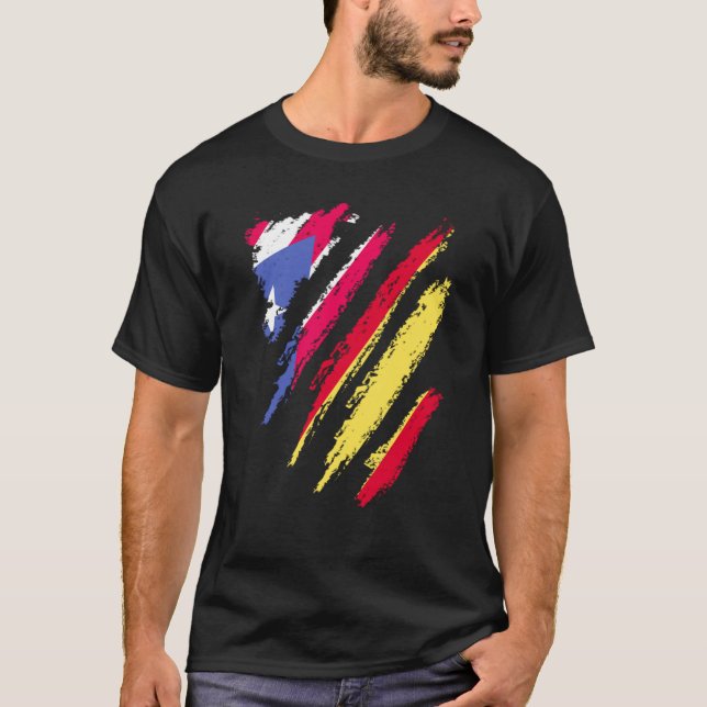Puerto Rico Flag Spain Grown Patriot Country Strip T-Shirt (Front)