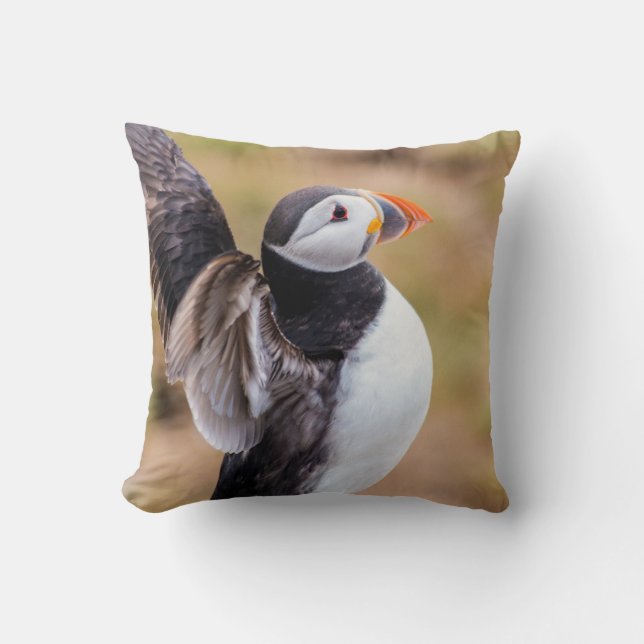 Puffin pillow (Front)