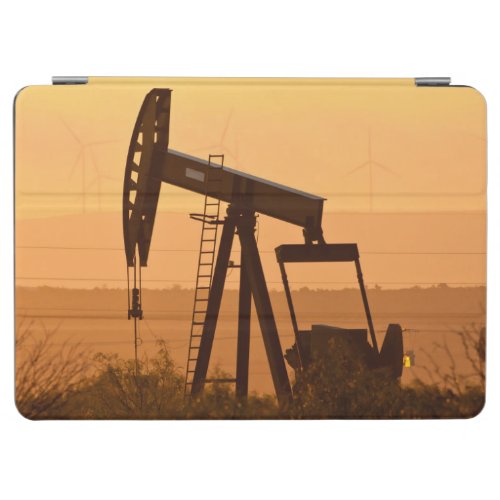 Pump Jack Pumping Oil In West Texas USA iPad Air Cover