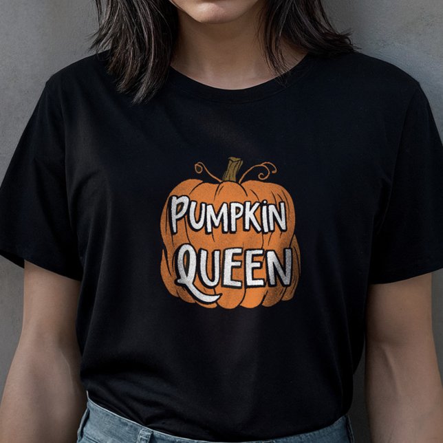 Pumpkin Queen Fall  Halloween T-Shirt (Pumpkin Queen Halloween T-Shirt)