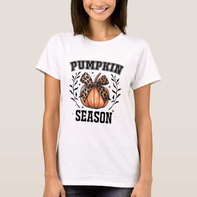 Pumpkin Season Cozy Autumn Design T-Shirt (Front)