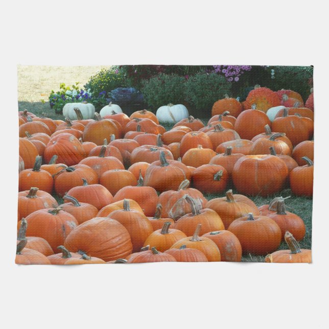 Pumpkins and Mums Autumn Harvest Photography Towel (Horizontal)