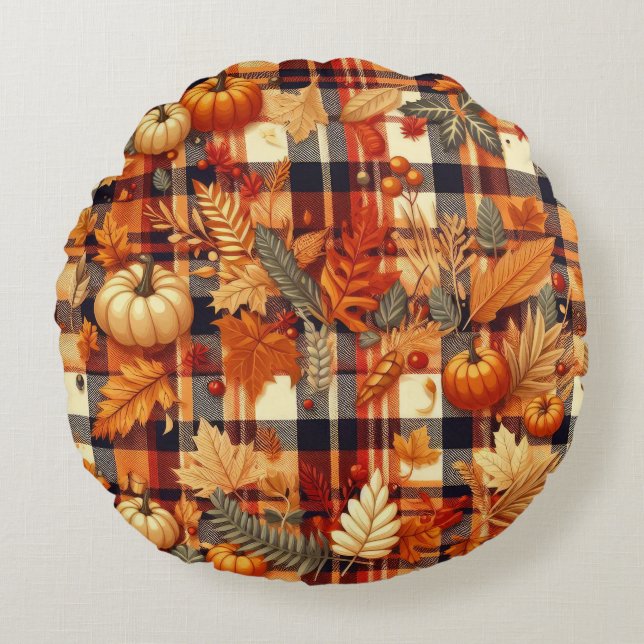 Pumpkins Maple Leaves Autumn Plaids  Round Pillow (Front)