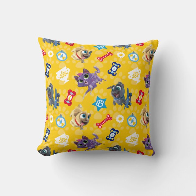 Puppy Dog Pals | Pug Power Pattern Throw Pillow (Front)