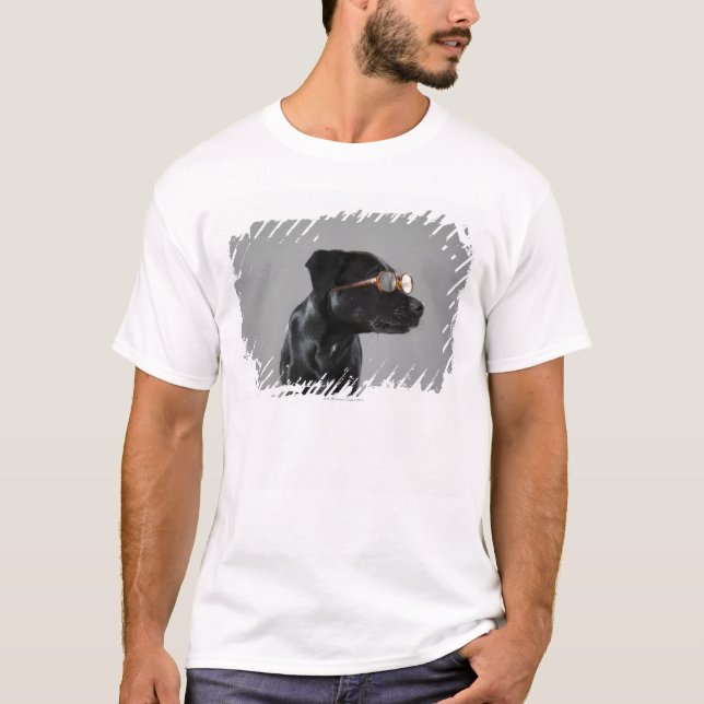 Puppy wearing glasses T-Shirt (Front)