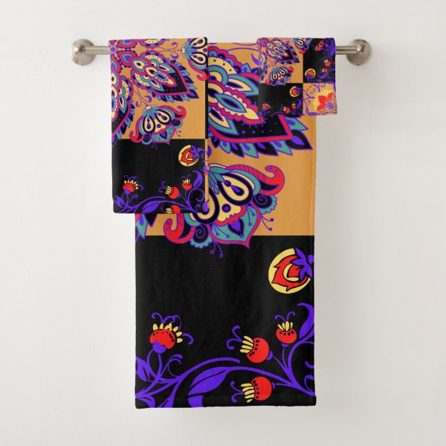 Purple and Black Graphic Artwork, Violet Nature Bath Towel Set (Insitu)