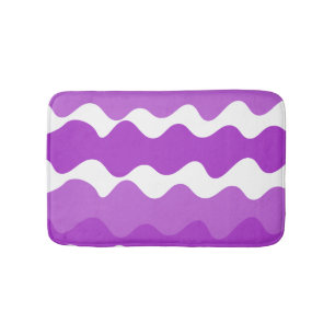 Purple and white horizontal waves pattern bath mat