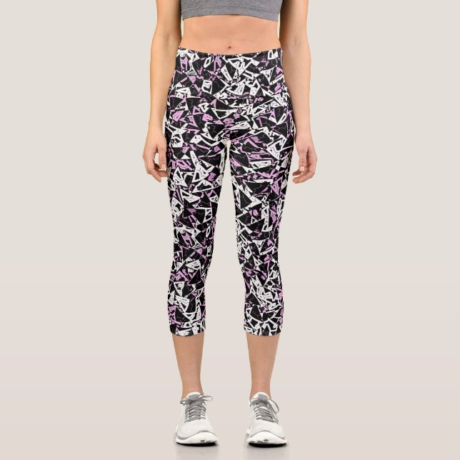 Purple Black Triangle Pattern Capri Leggings (Front)