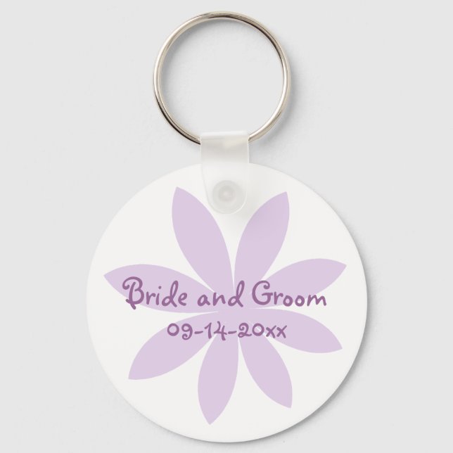 Purple Daisy Flower Wedding Keychain (Front)