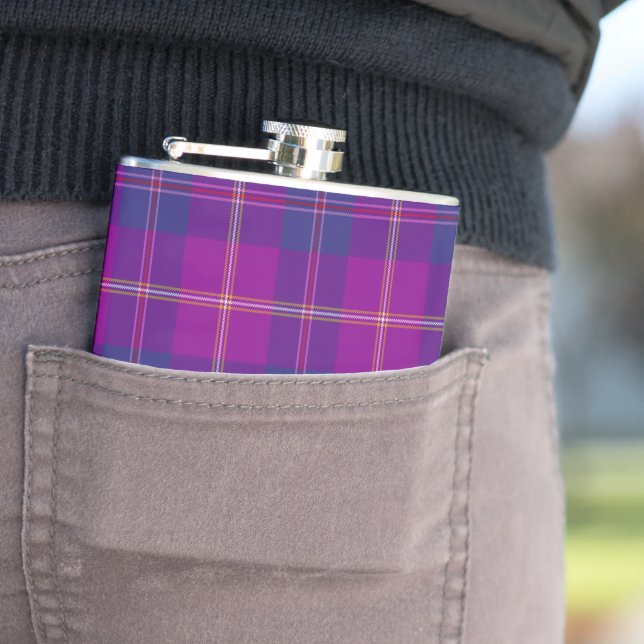 Purple Fashion Tartan Plaid Pattern Flask (In Situ)