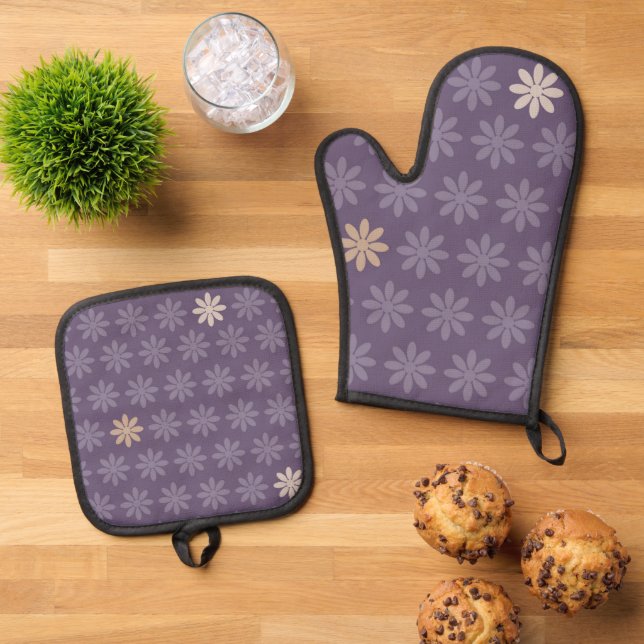 Purple Flowers Oven Mitt & Pot Holder Set (Top Down)