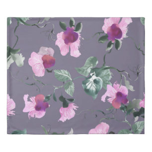 Purple flowers: watercolor seamless pattern. duvet cover
