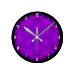 purple geometric pattern based on epitrochoid round clock