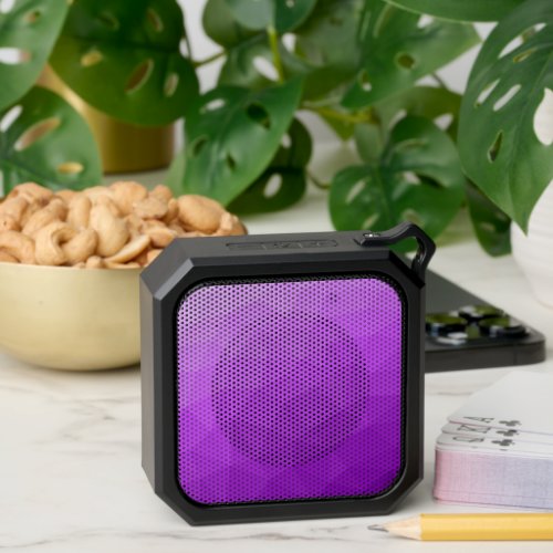 Purple gradient geometric mesh pattern Triangle Bluetooth Speaker