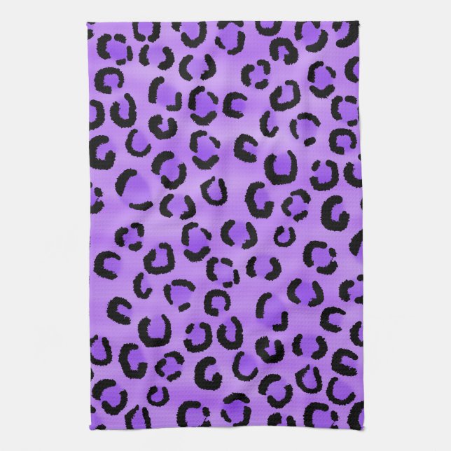 Purple Leopard Print Pattern. Towel (Vertical)