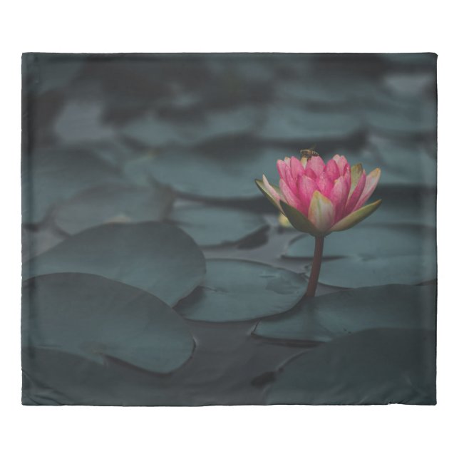 PURPLE LOTUS FLOWER ON WATER DUVET COVER (Front)