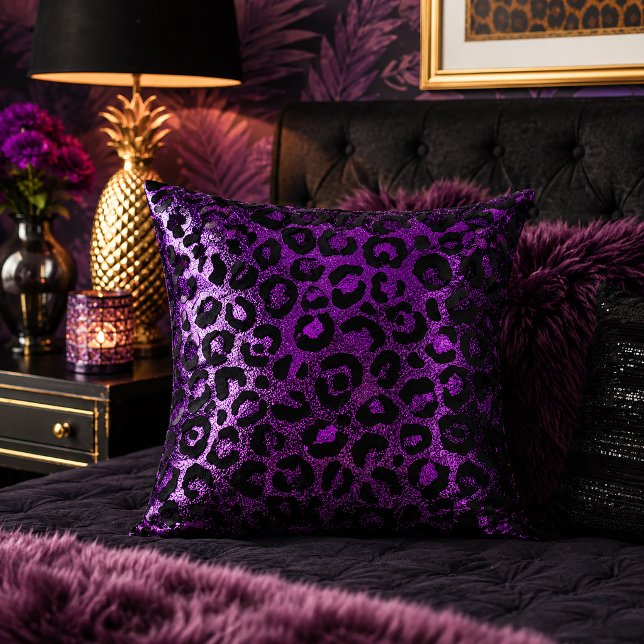 Purple Metallic Leopard Print Animal Pattern Throw Pillow (Creator Uploaded)