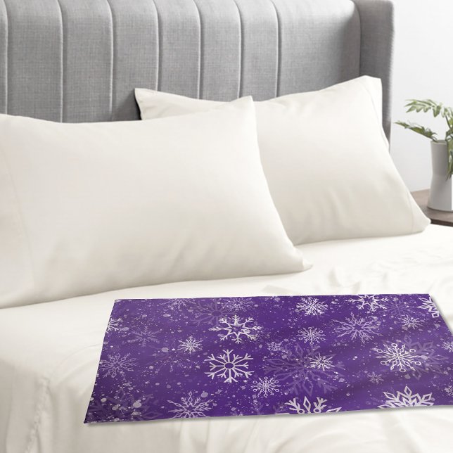 Purple Snowflakes Pattern Magical Winter Holiday Pillow Case (Creator Uploaded)