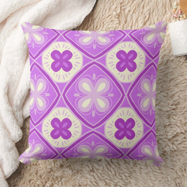 purple tile pattern throw pillow (Blanket)