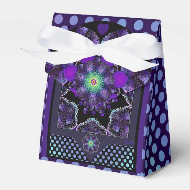 Purple umbrella & hearts .7 favor boxes (Front Side)