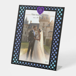Purple umbrella & hearts .7 pedestal sign