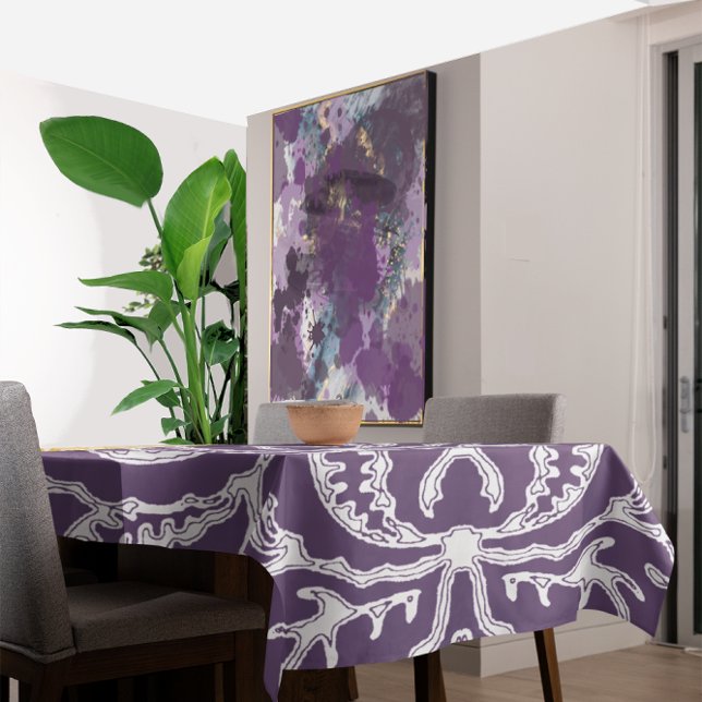 Purple Vintage Floral Pattern Tablecloth (Creator Uploaded)