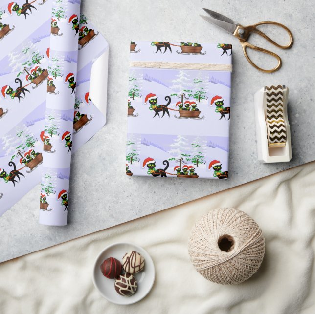 Purrr-fect Christmas Kittens Wrapping Paper (Crafts)