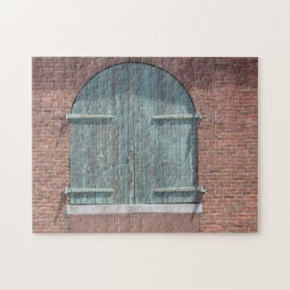 Puzzle - Warehouse door