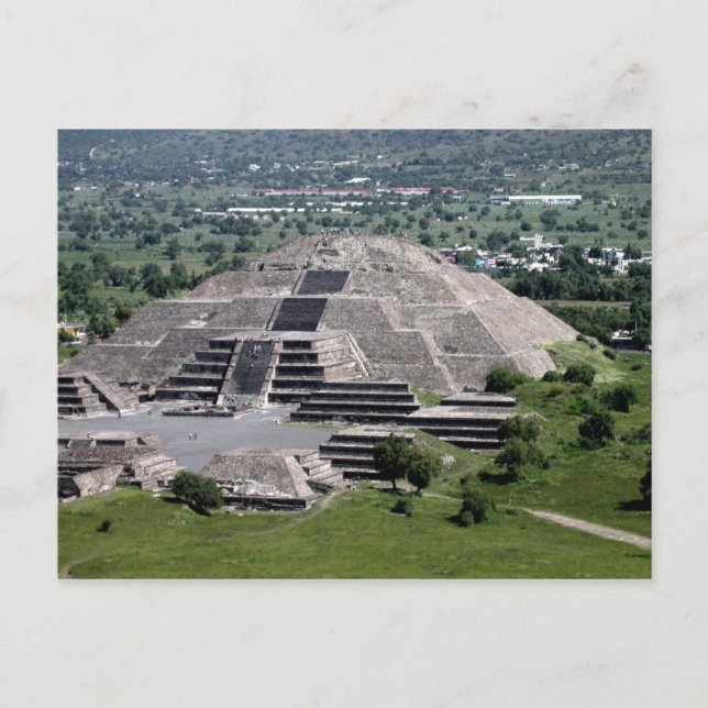 Pyramid of the Moon, Teotihuacan, Mexico Postcard (Front)