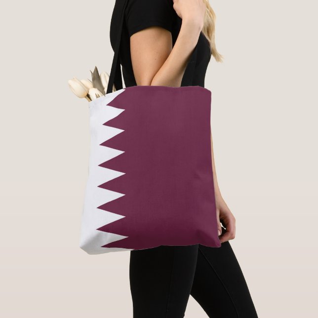 Qatar flag tote bag (Close Up)